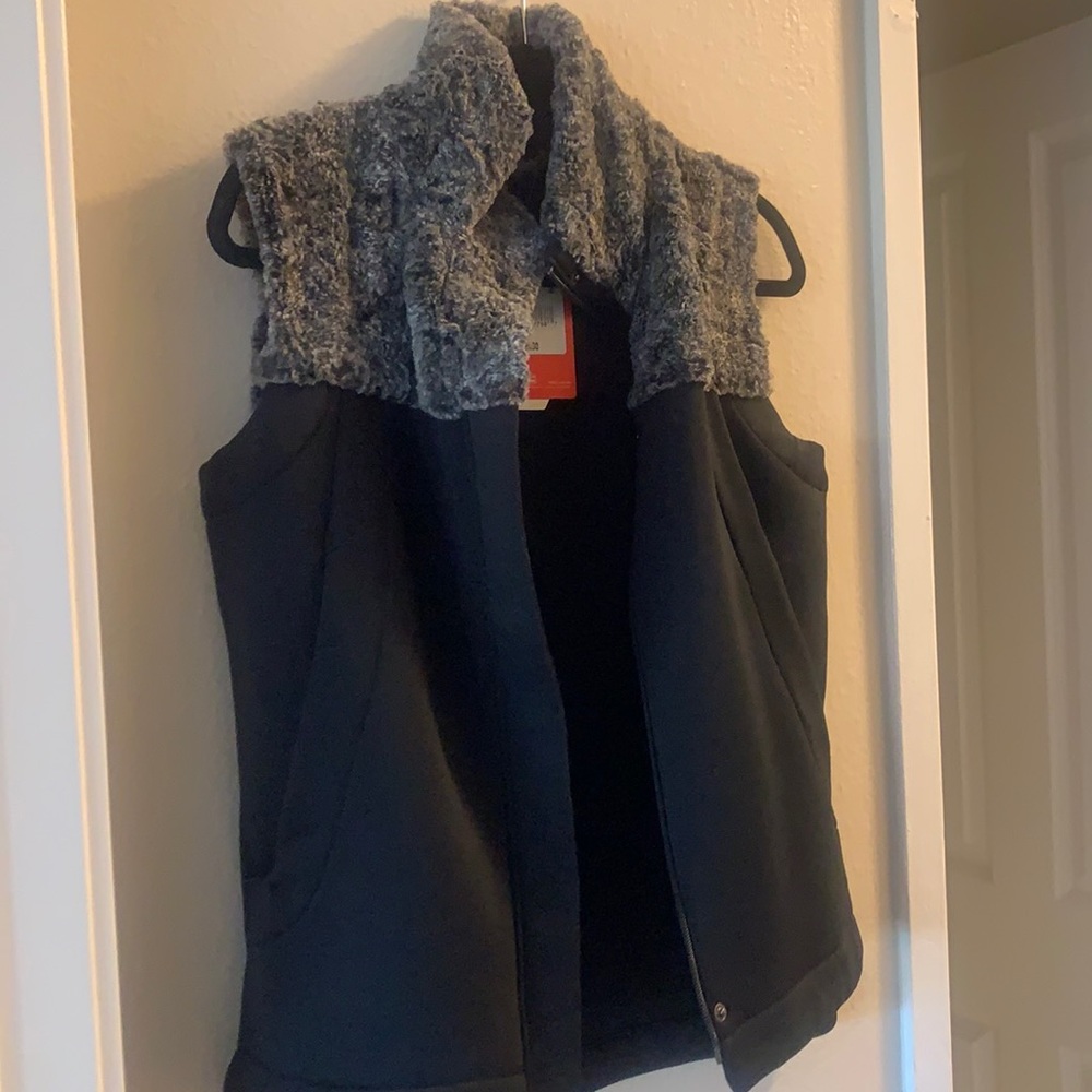 North face vest